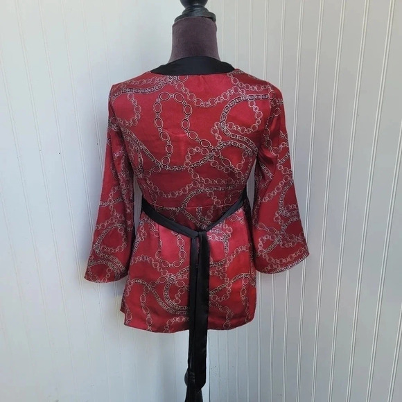 Two Hearts Maternity Red Black Satin Shiny V-Neck Tie Back Top Blouse Sz S - Picture 11 of 13